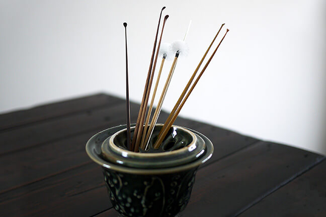 こだわりのハンドメイド耳かきを使用