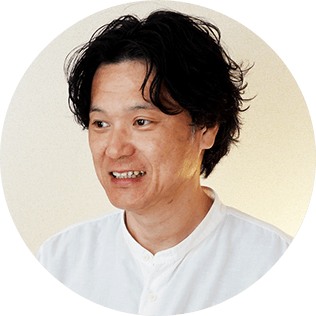 ルナール店主・イヤーエステセラピスト　宮地 康成